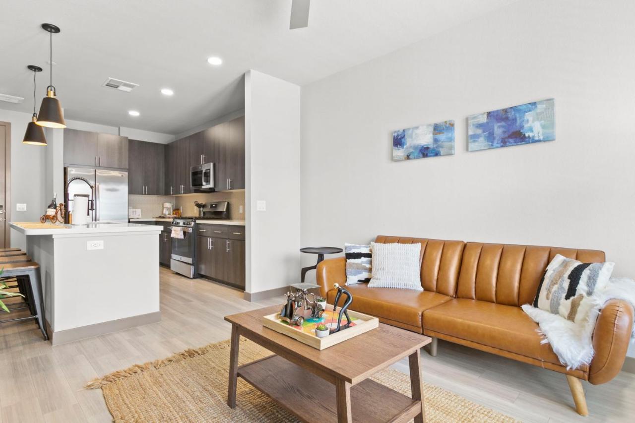 Cozysuites Phx Roro Gym, Pool, Pets, Parking! #9 Phoenix Exterior photo