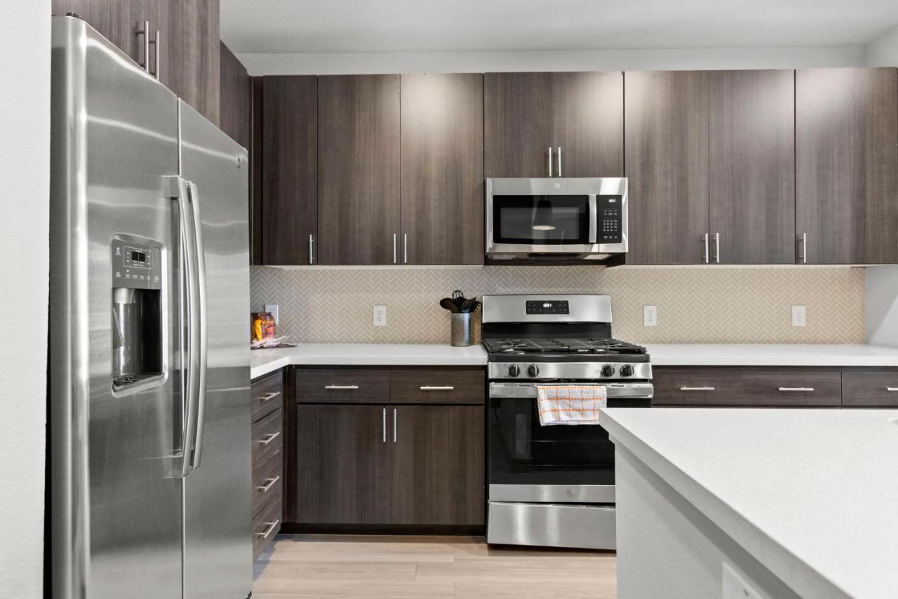 Cozysuites Phx Roro Gym, Pool, Pets, Parking! #9 Phoenix Exterior photo